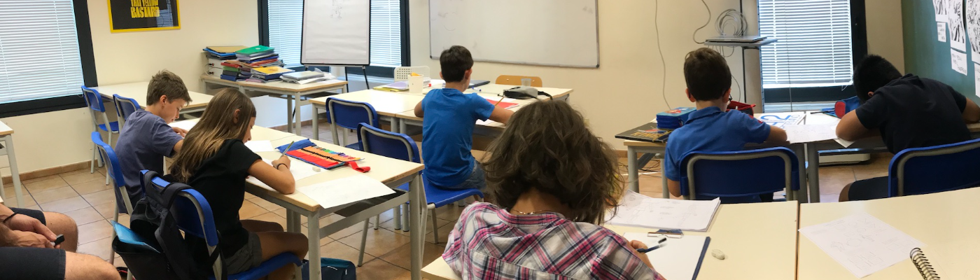 Aula Scuola Comics sede di Padova        corso Fumetto Young - estivo