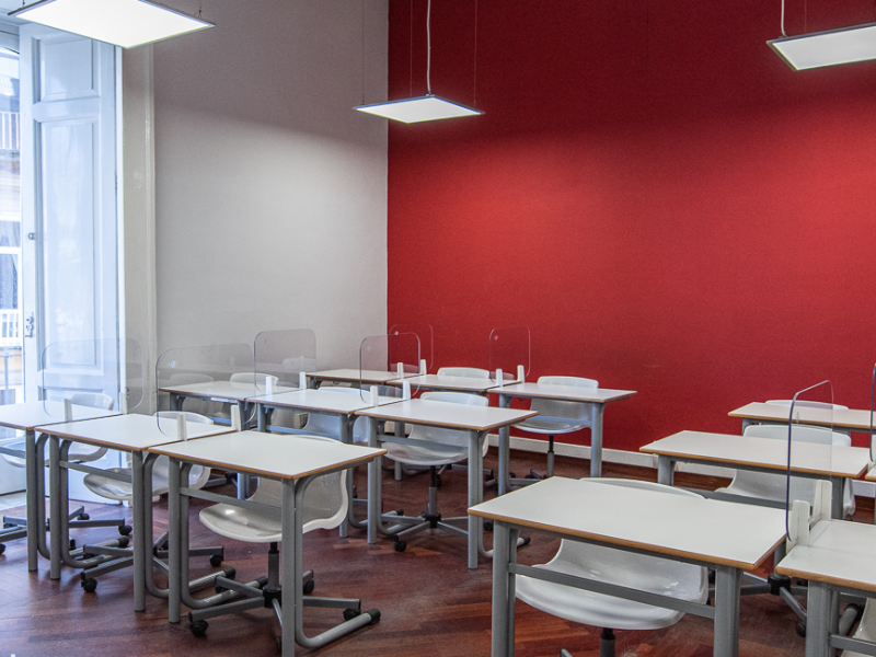 Aule Scuola Comics sede di Napoli                       corso Disegno Base Smart